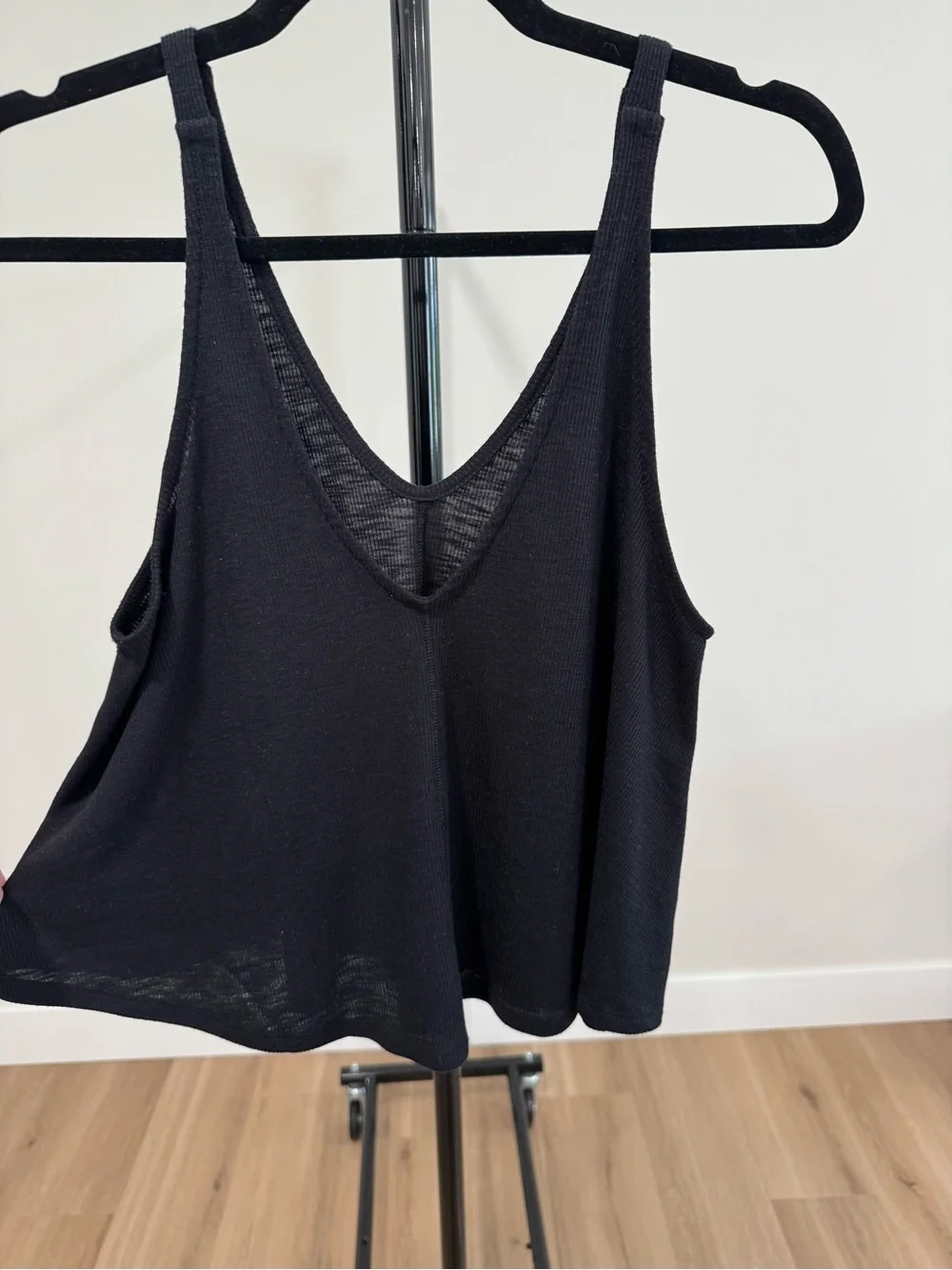NWOT/Like New Free People Dani Ribbed V-Neck Swing Tank Top Black
